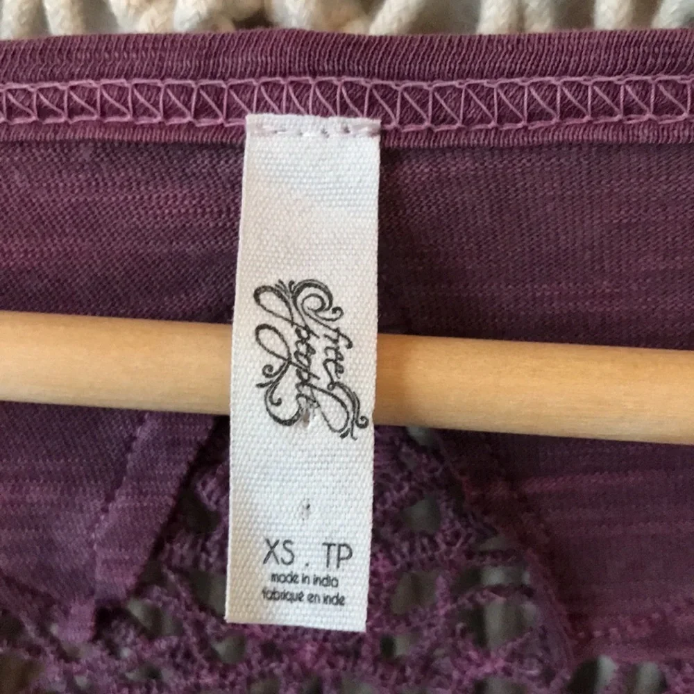 Free People 🌺purple long sleeve scoop neck fitted blouse XS